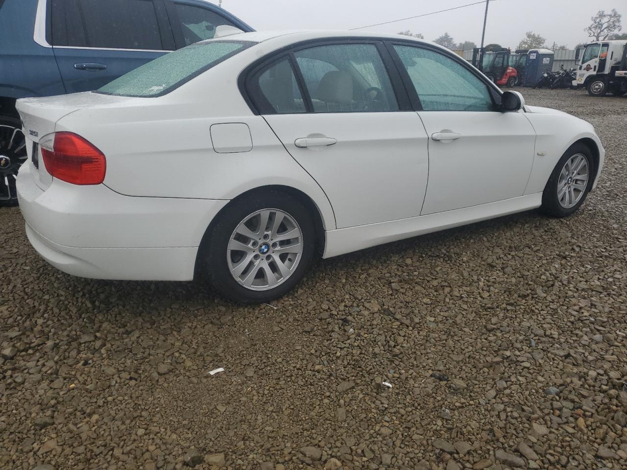2006 BMW 325 i