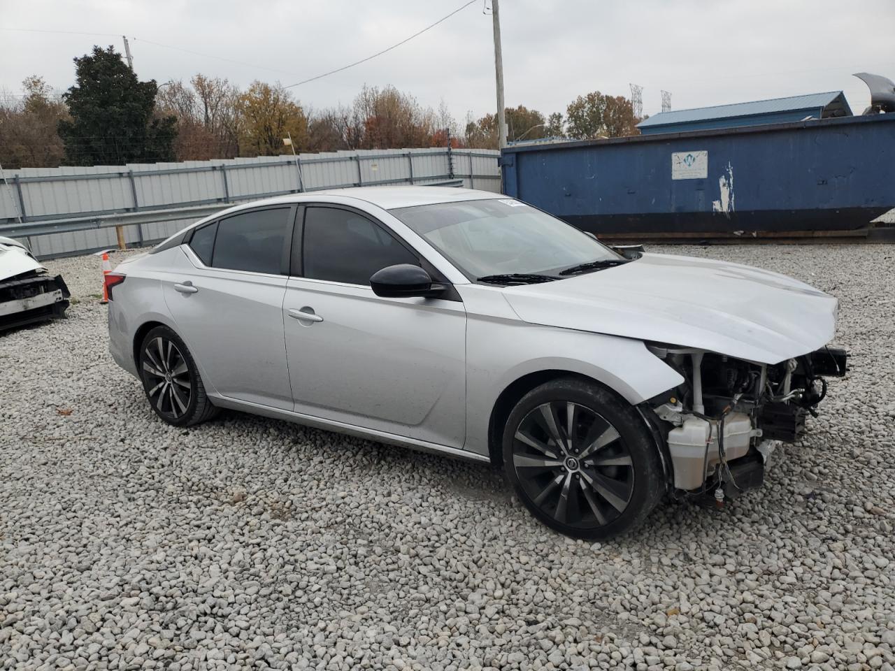 2020 Niss Altima