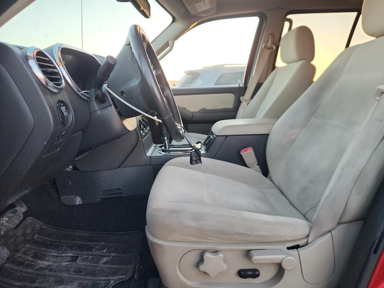 2008 Ford Explorer xlt