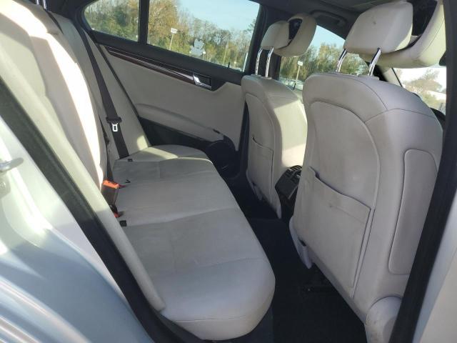2011 Mercedes-Benz C300