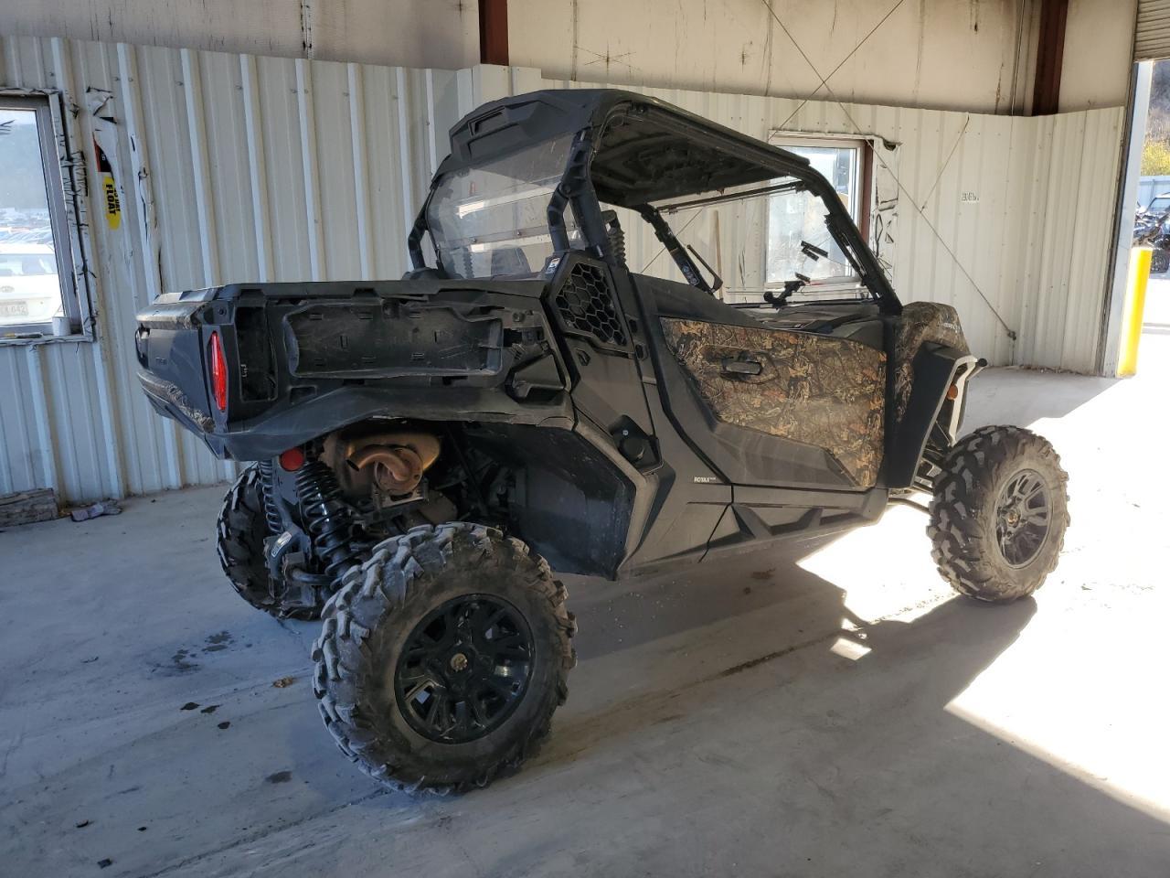 2021 Can-Am Commander Utility Vehicle