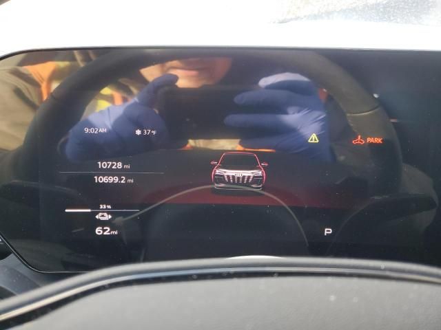 2025 Audi Q6 E-tron Premium Plus