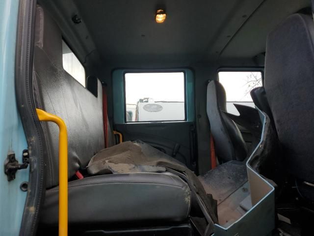 2015 International 7400 Dump Truck