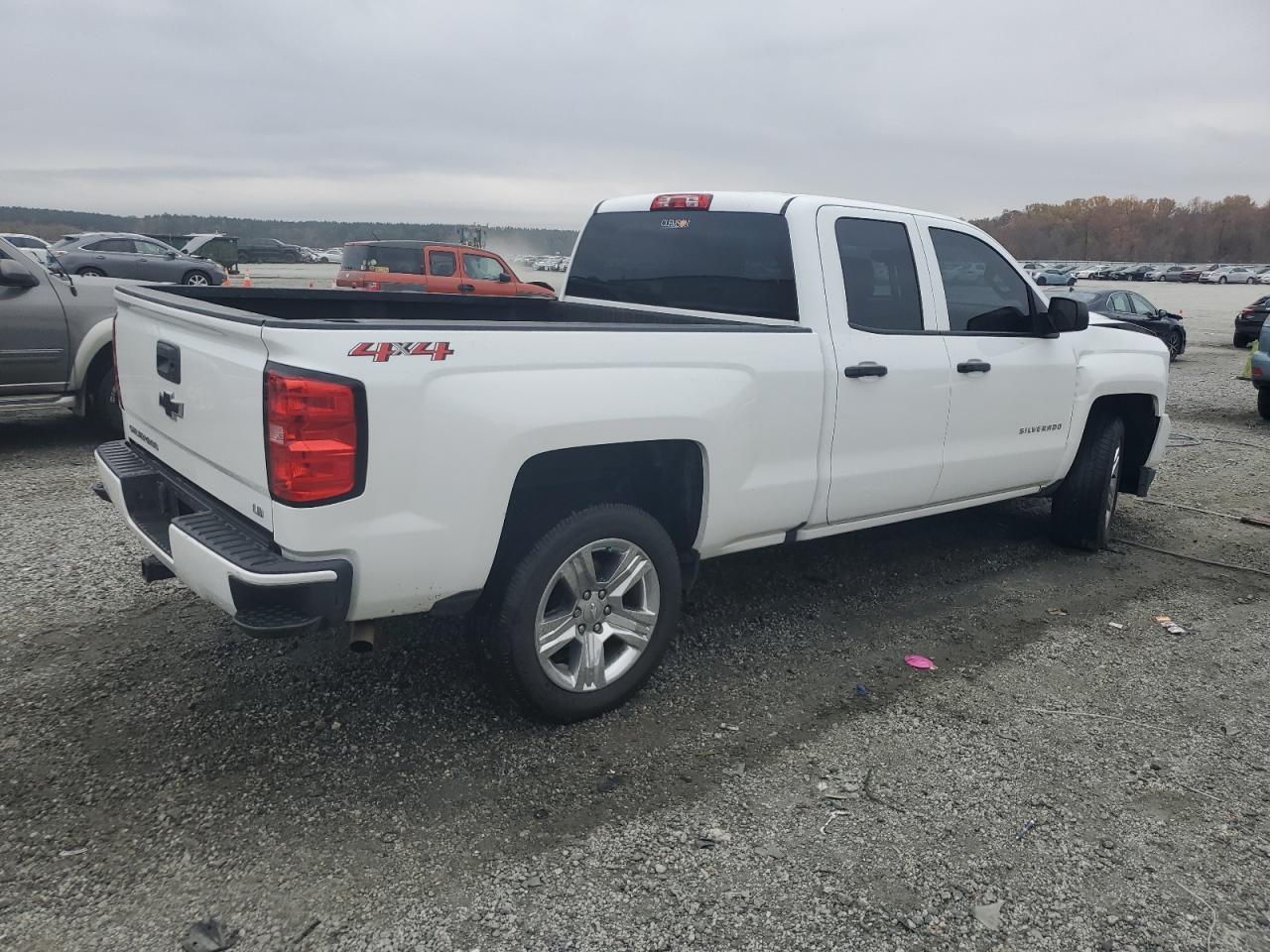 2019 Chevrolet Silverado ld K1500 Custom