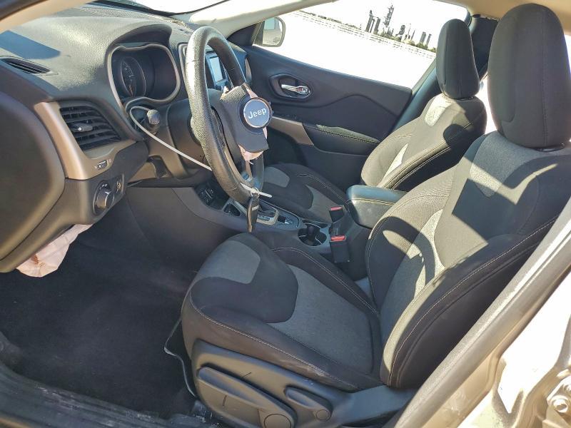 2017 Jeep Cherokee Sport