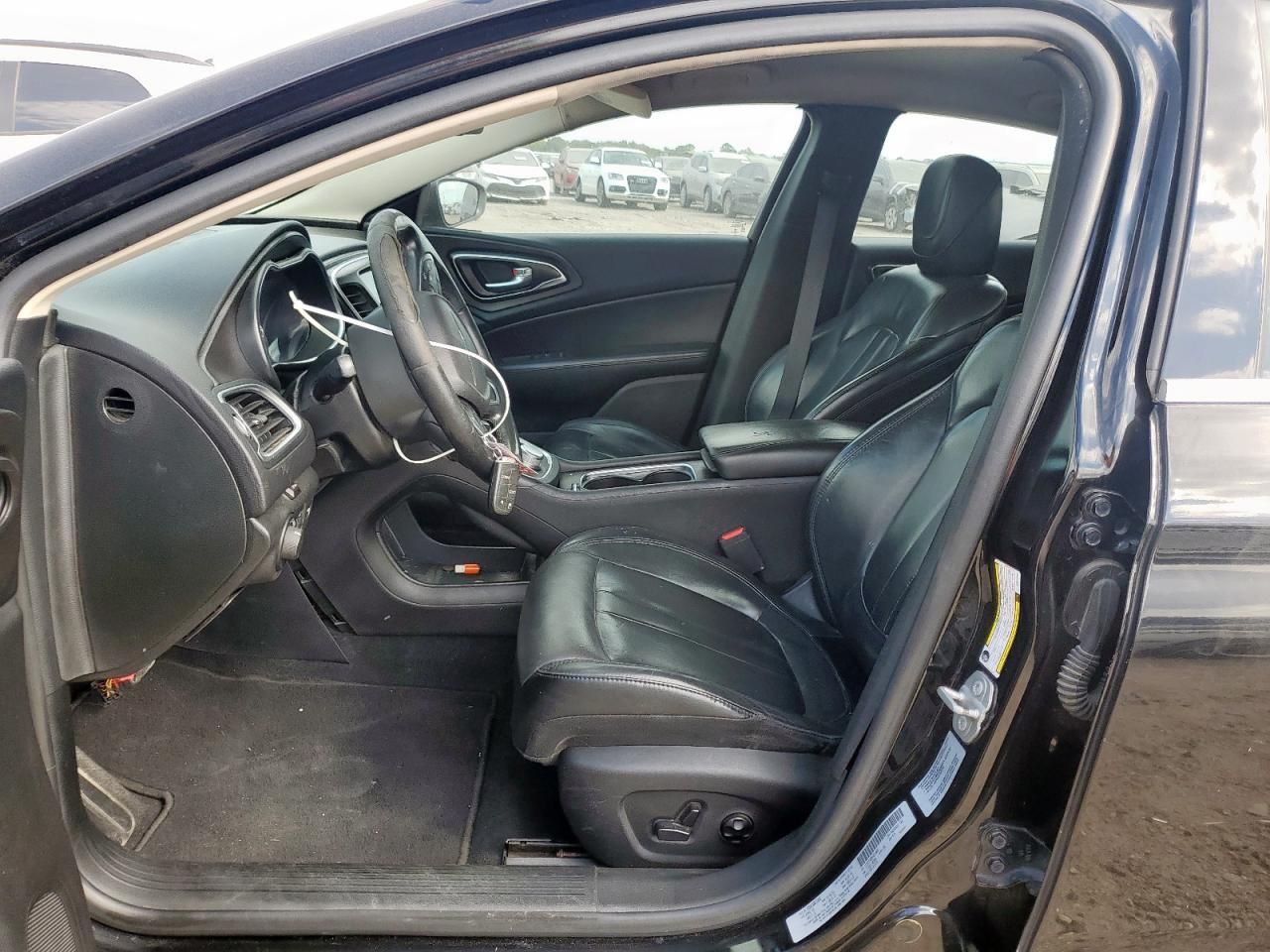 2017 Chrysler 200 Limited