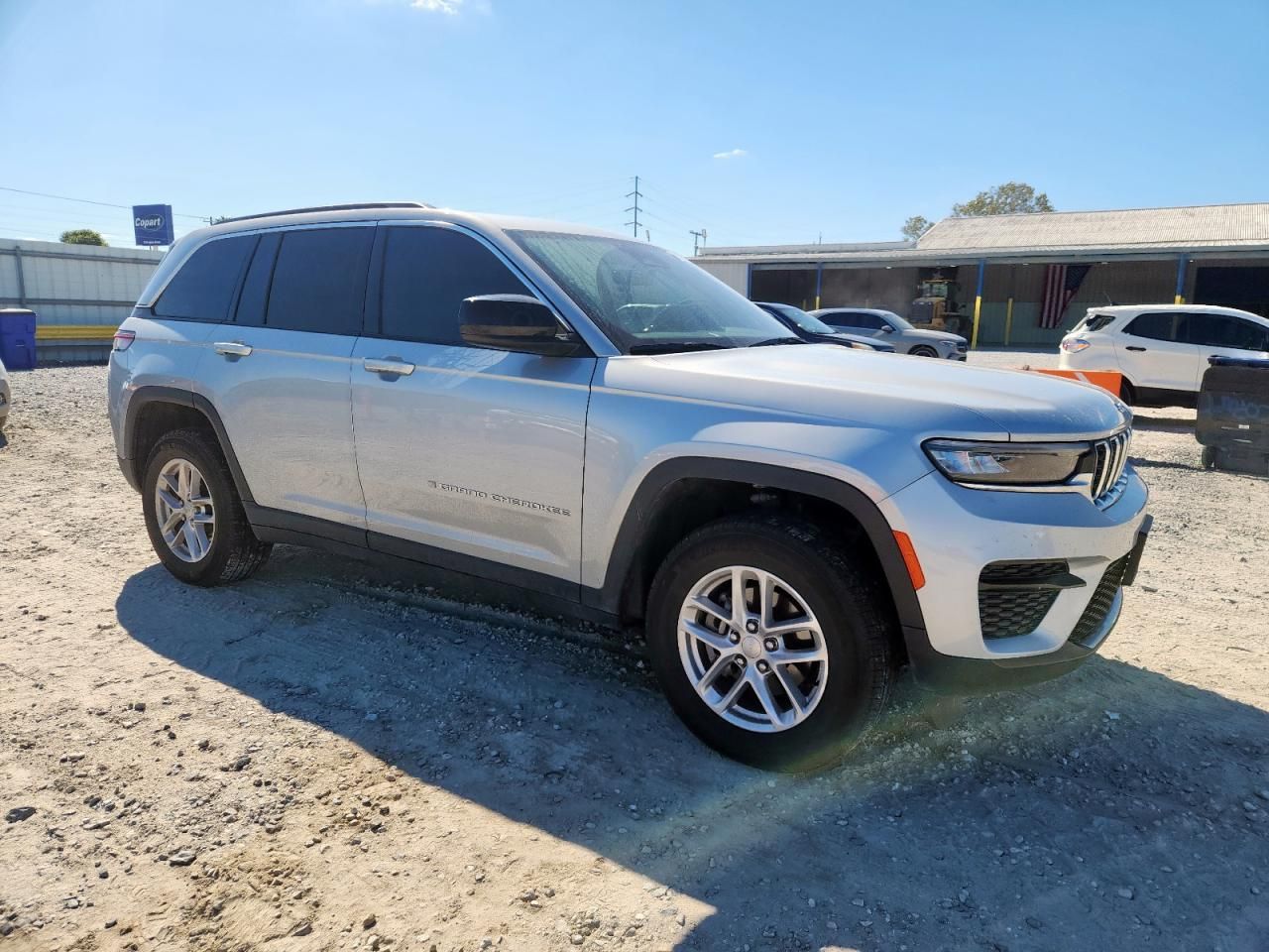 2025 Jeep Grand Cherokee Laredo
