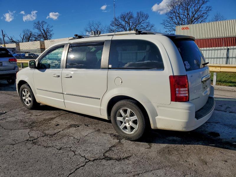 2010 Chrysler Town & Country Touring