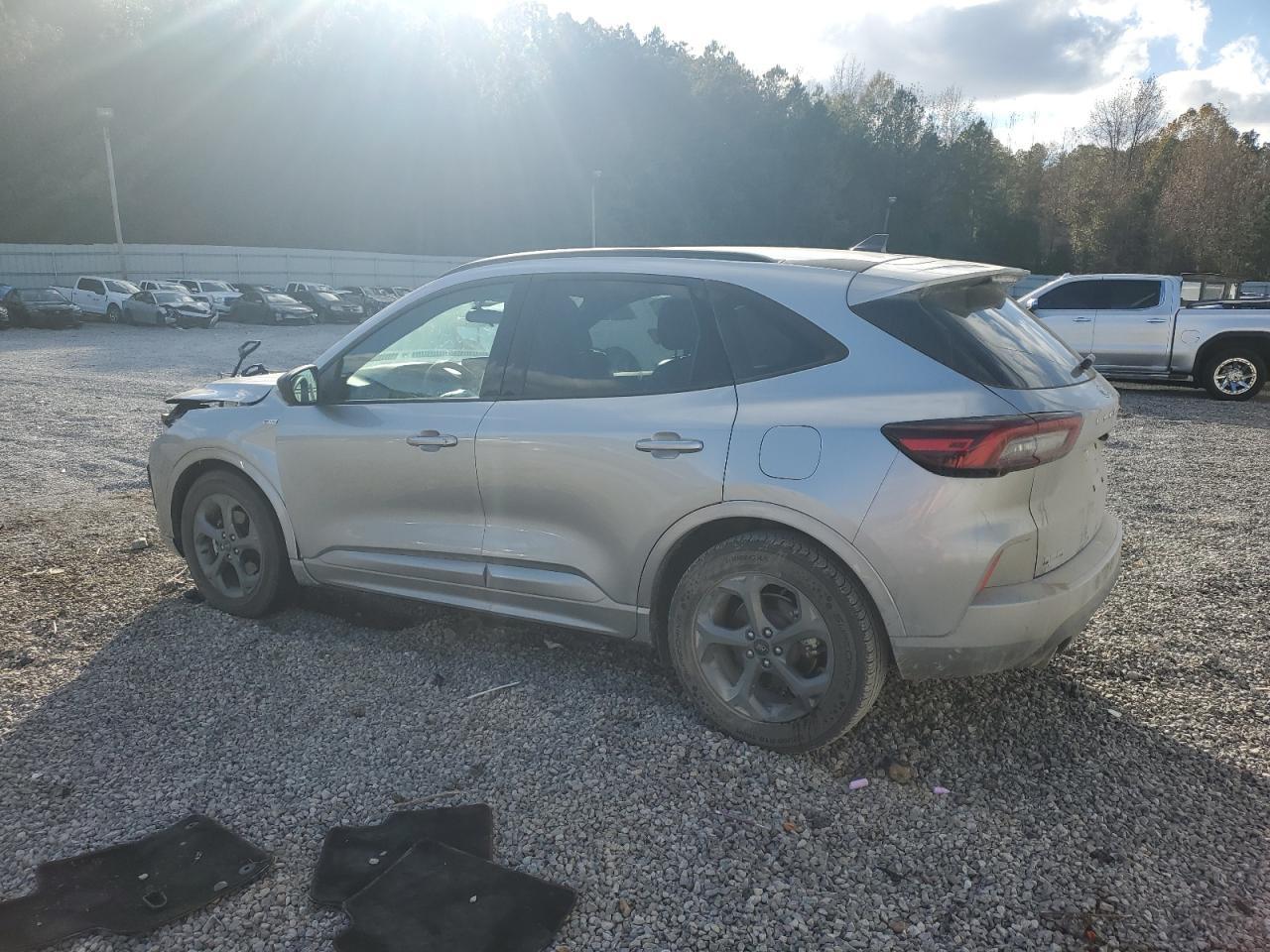 2023 Ford Escape st Line