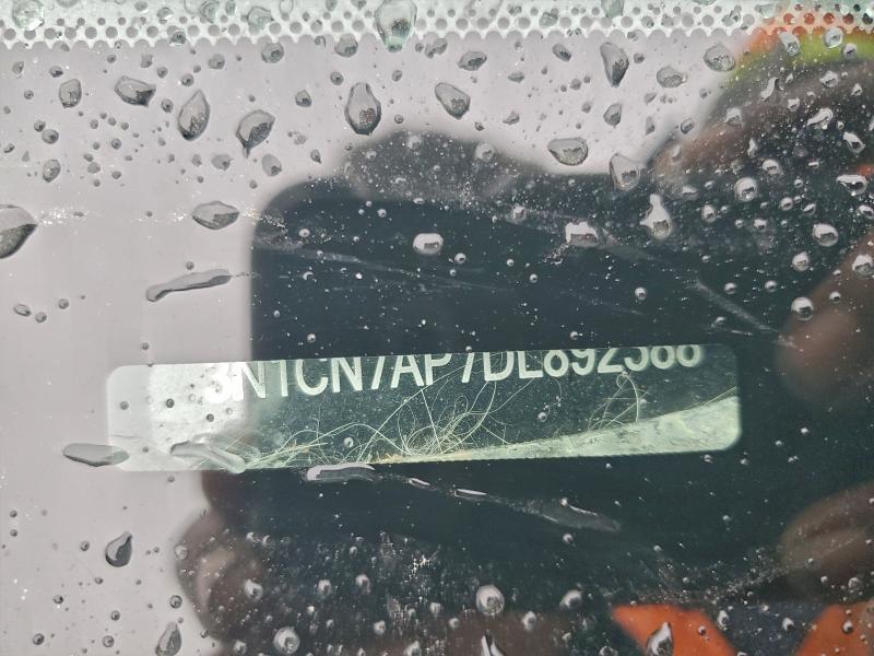 2013 Nissan Versa 1.6 s