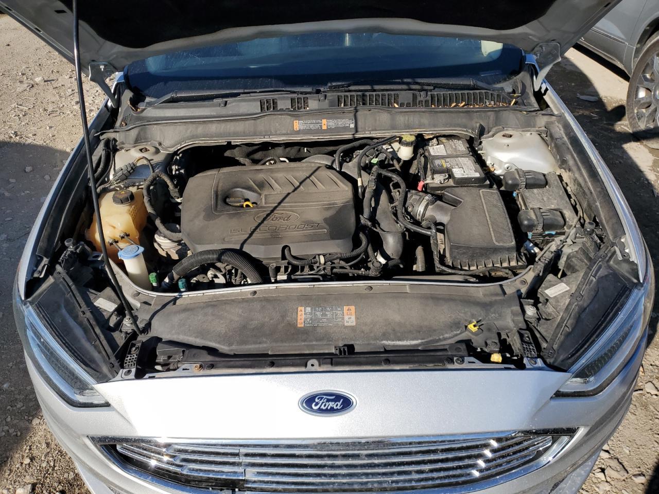 2017 Ford Fusion se