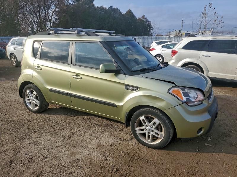 2011 KIA Soul +