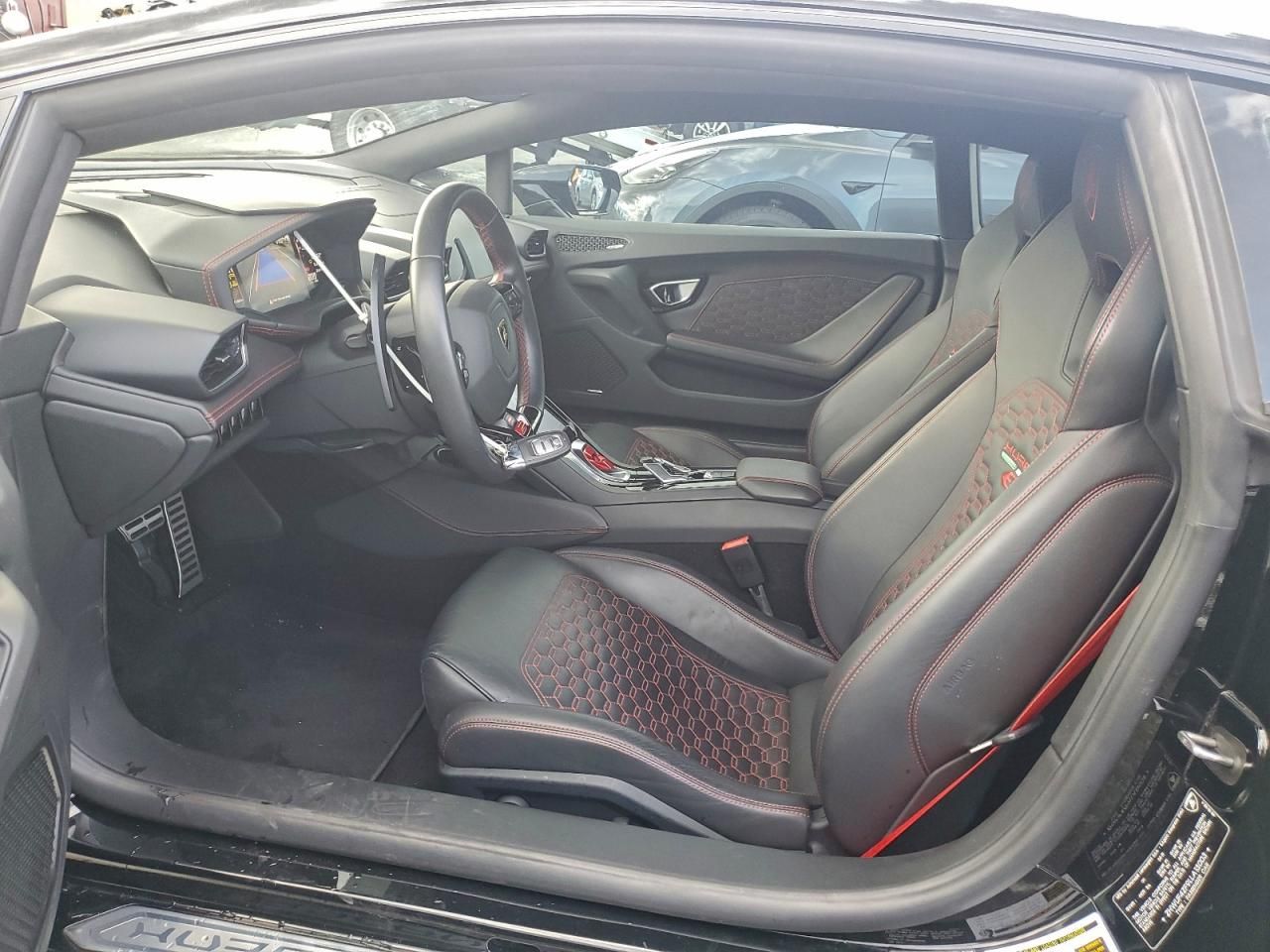 2020 Lamborghini Huracan evo