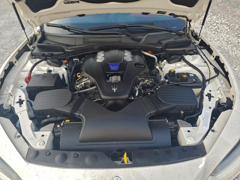 2023 Maserati Ghibli Modena