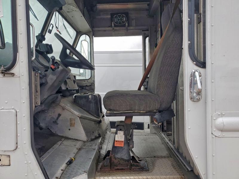 2012 Freightliner MT 55 Delivery Truck