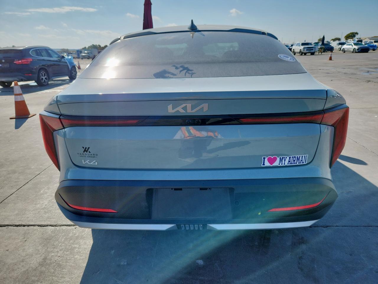 2025 KIA K4 lx