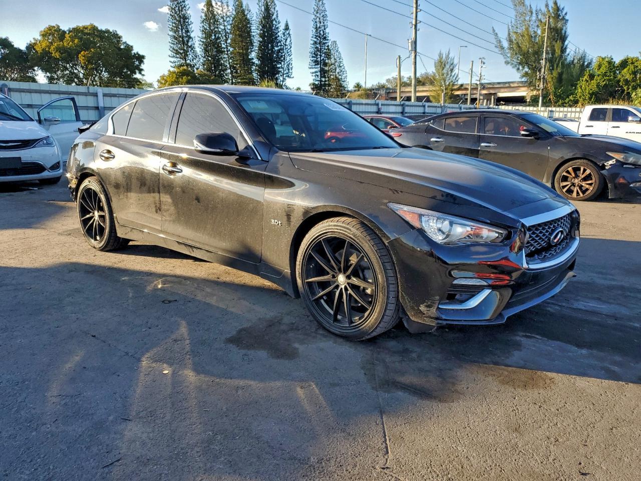 2018 Infinity Q50 3.0t Luxe