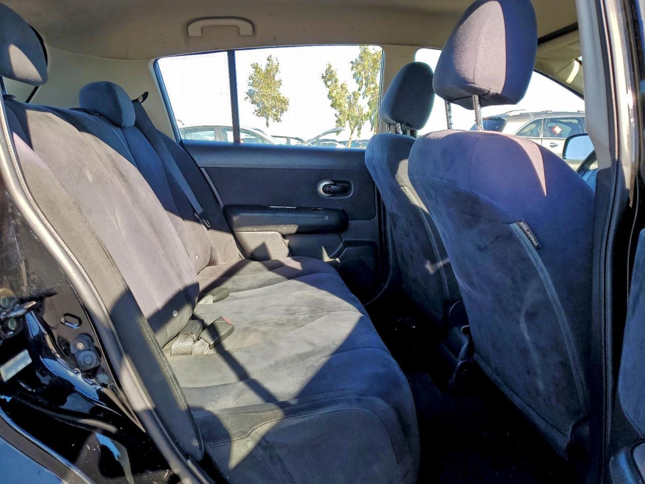 2007 Nissan Versa s