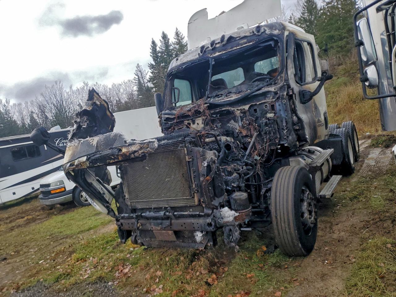 2012 Freigliner Cascadia 125