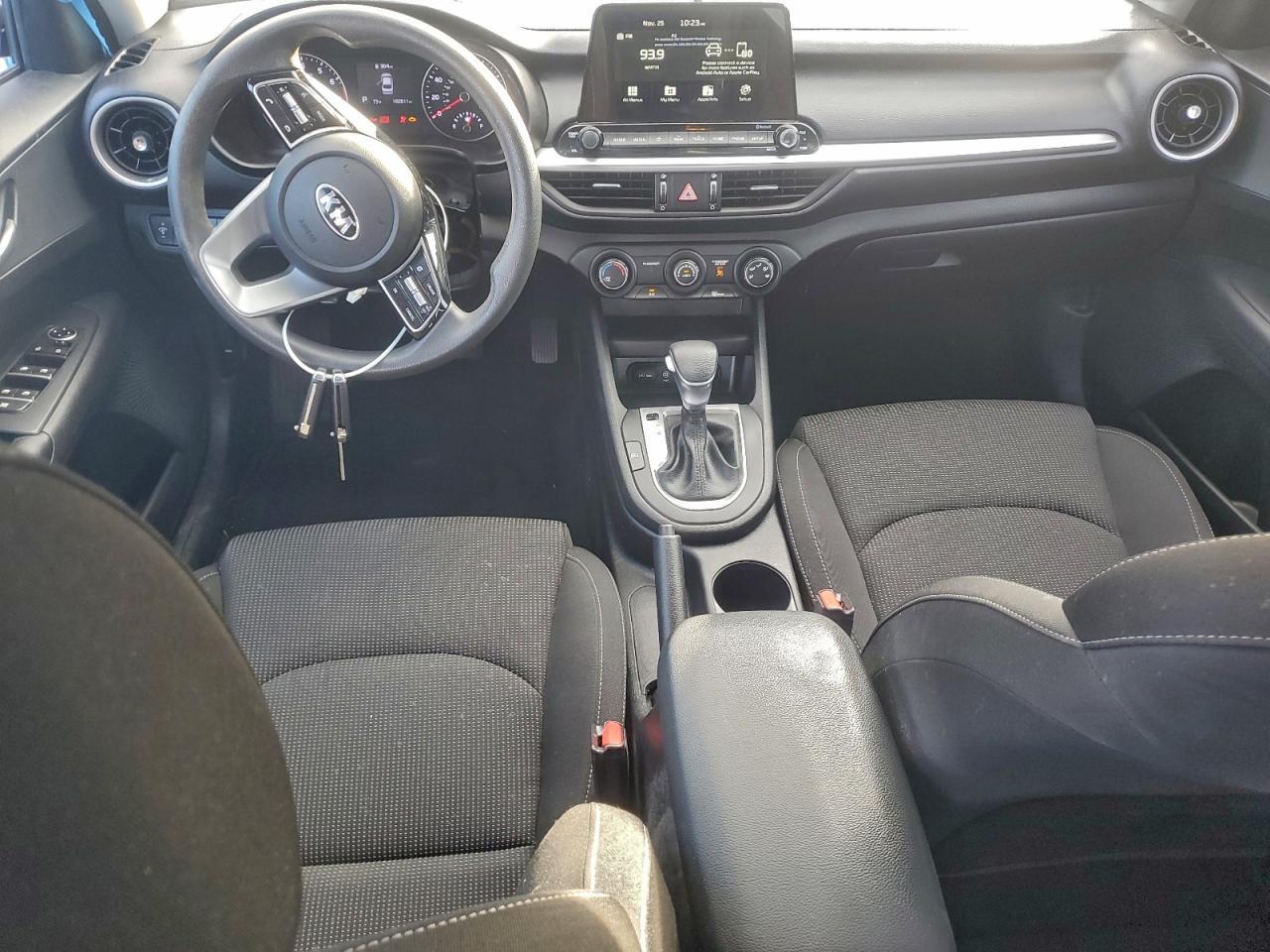 2021 KIA Forte fe
