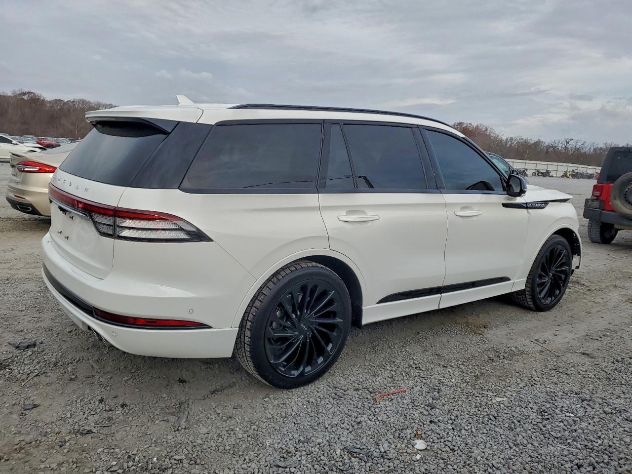 2023 Lincoln Aviator Reserve