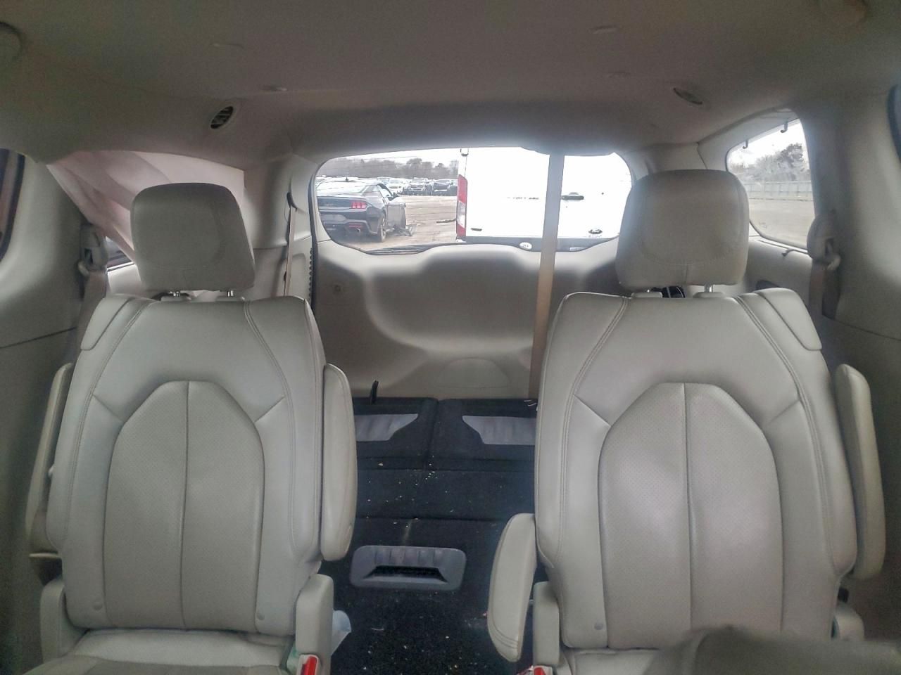 2021 Chrysler Pacifica Touring l