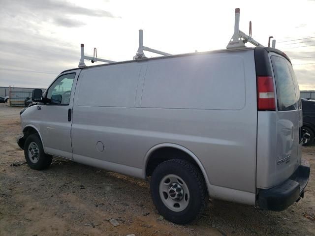 2015 GMC Savana 2500 Delivery van