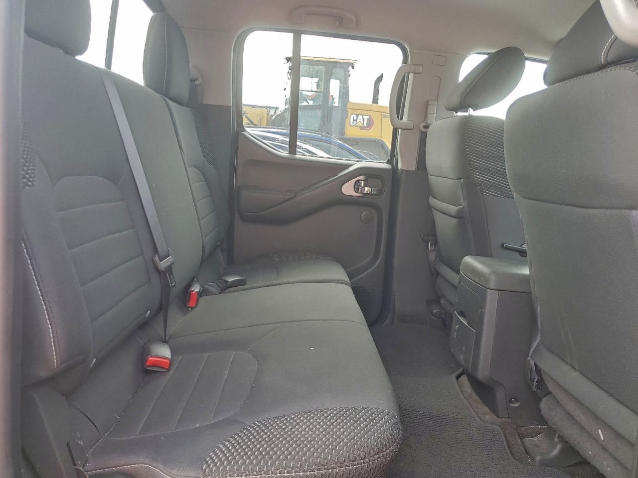 2018 Nissan Frontier s