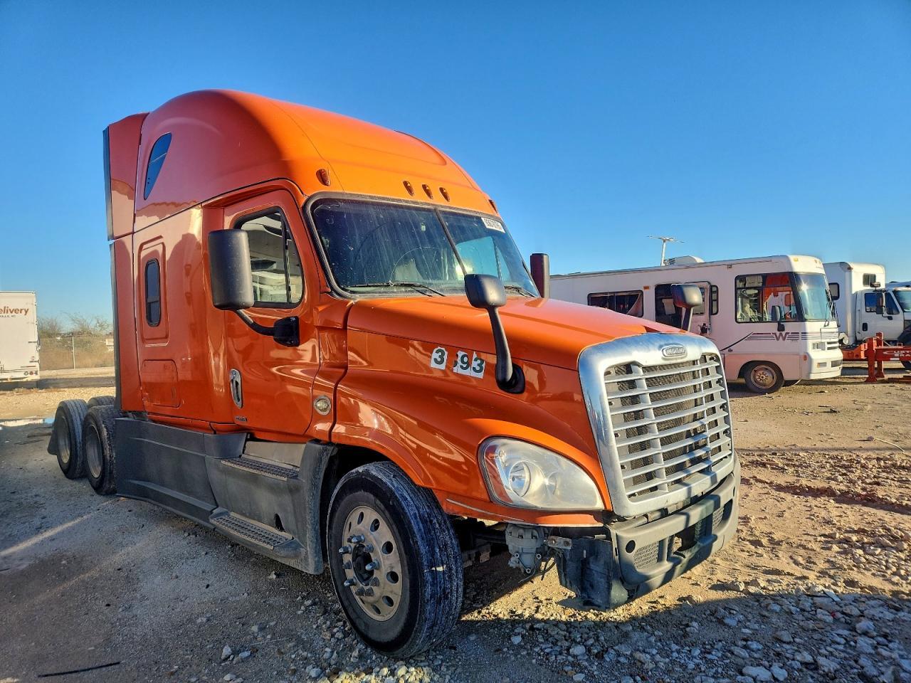 2016 Freigliner 2016 Freightliner Cascadia 125 Semi Truck