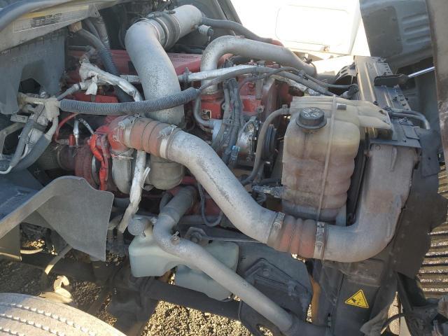 2016 International Prostar Semi Truck