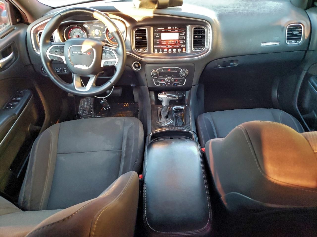 2015 Dodge Charger sxt