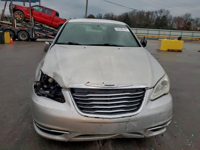 2011 Chrysler 200 Touring