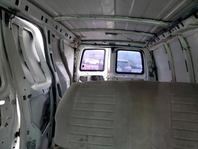 2004 Chevrolet Express Delivery Van