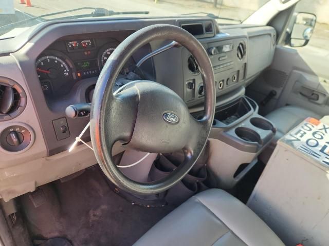 2010 Ford E250 Utility / Service van