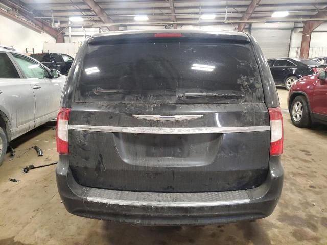 2016 Chrysler Town & Country Touring l