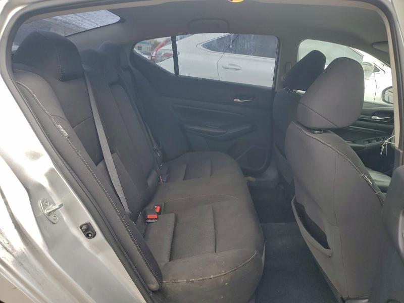 2019 Nissan Altima s