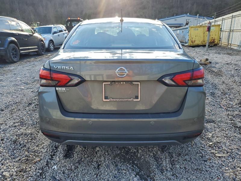 2020 Nissan Versa s