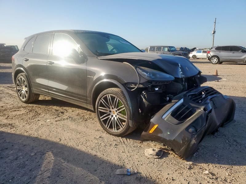 2017 Porsche Cayenne se Hybrid Platinum