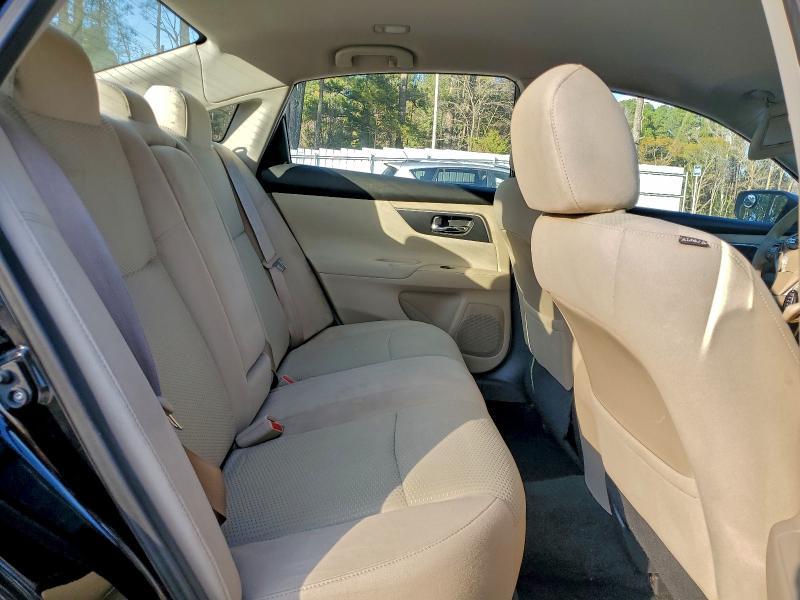 2015 Niss Altima 2.5 s