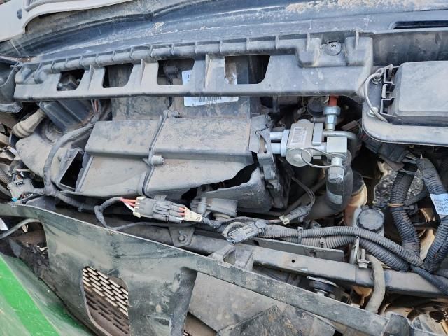 2018 John Deere XUV835R Utility Vehicle