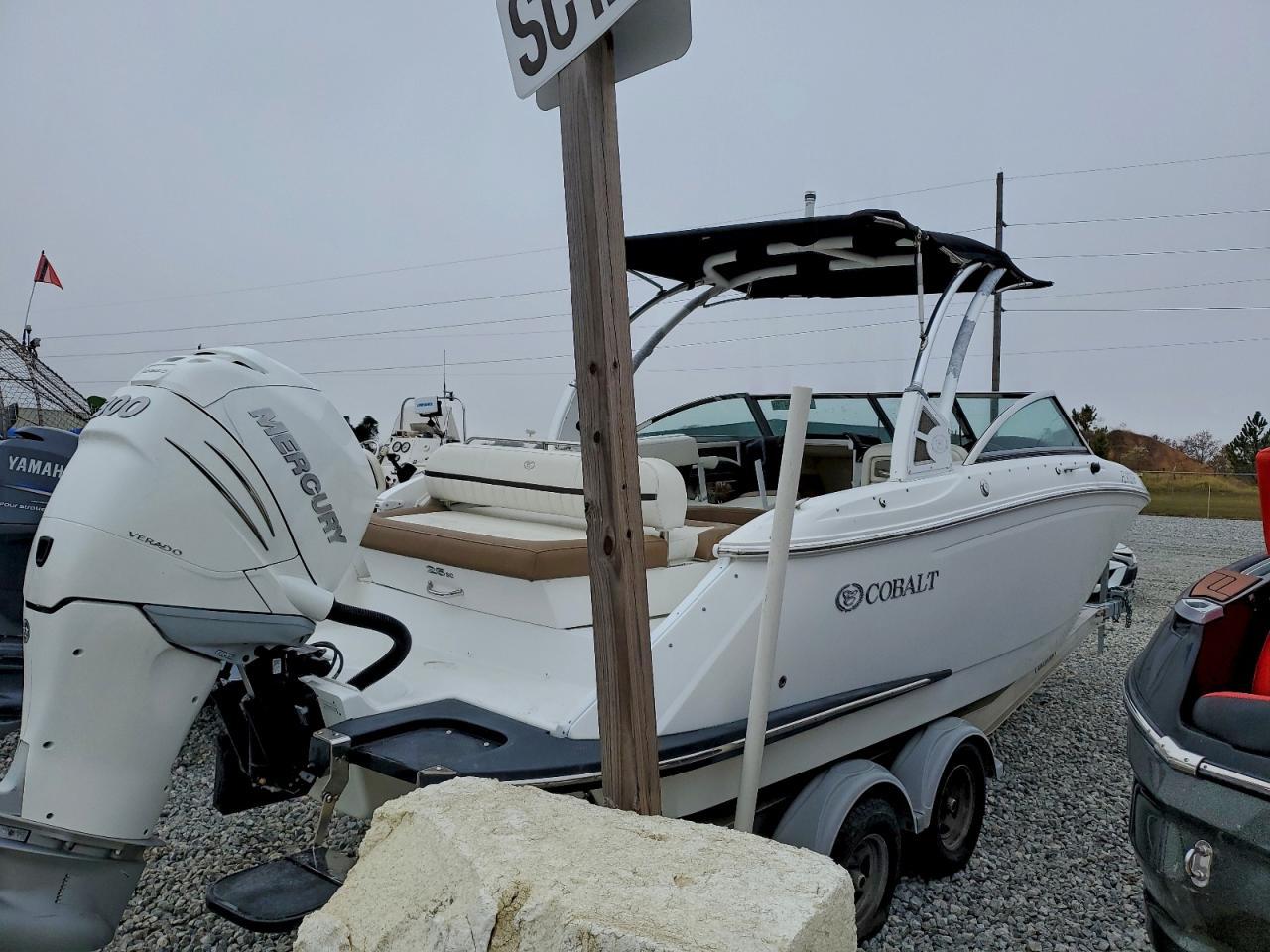 2017 Cobalt Unknown  Boat Boat
