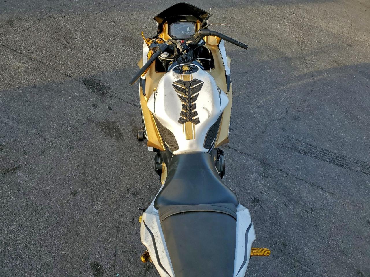 2020 Kawasaki EX650 M