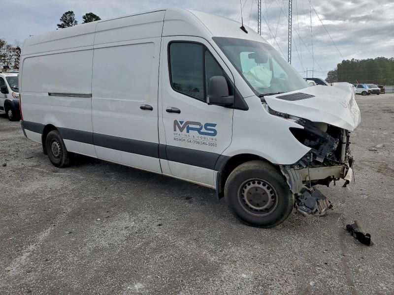 2021 Mercedes-Benz 2021 Mercedes Benz Sprinter 2 Utility / Service va
