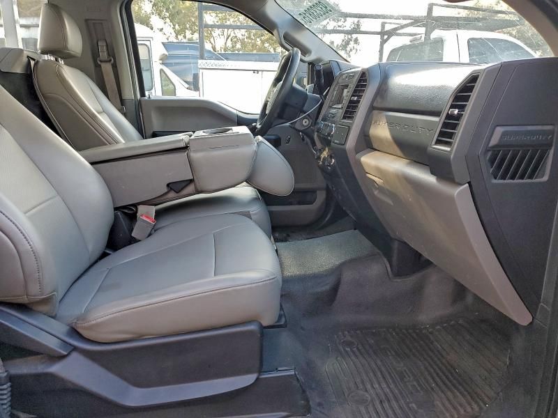 2019 Ford F350 Super-Utility / Service Truck