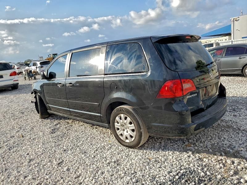 2012 Volkswagen Routan s