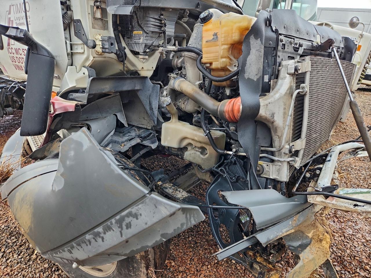 2019 International RH613