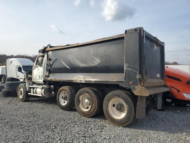 2016 Western Star 2016 Western Star 4700 Dump Truck