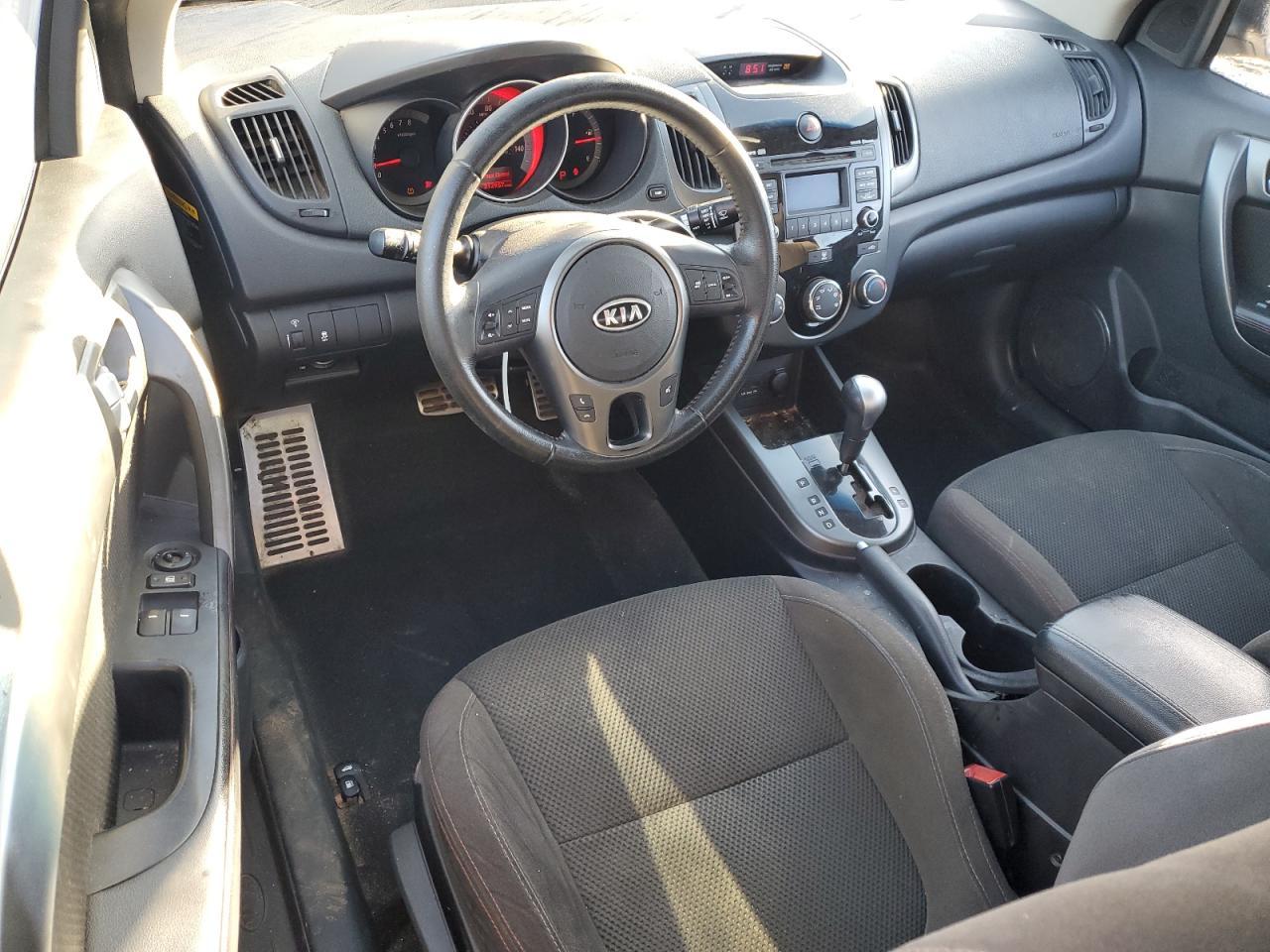 2010 KIA Forte Koup