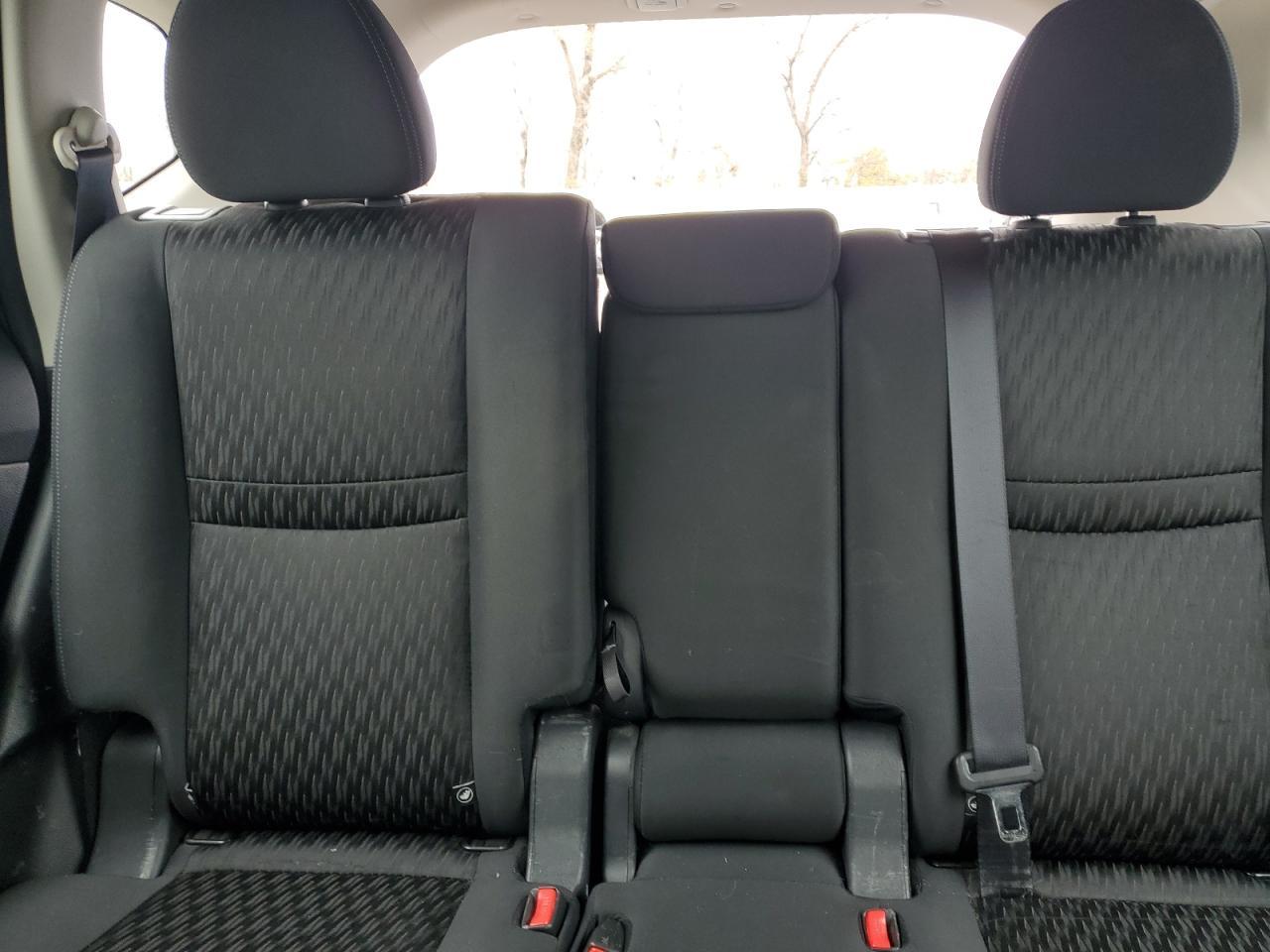 2020 Nissan Rogue s