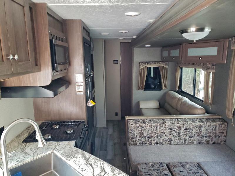 2018 Keystone Hideout Camper